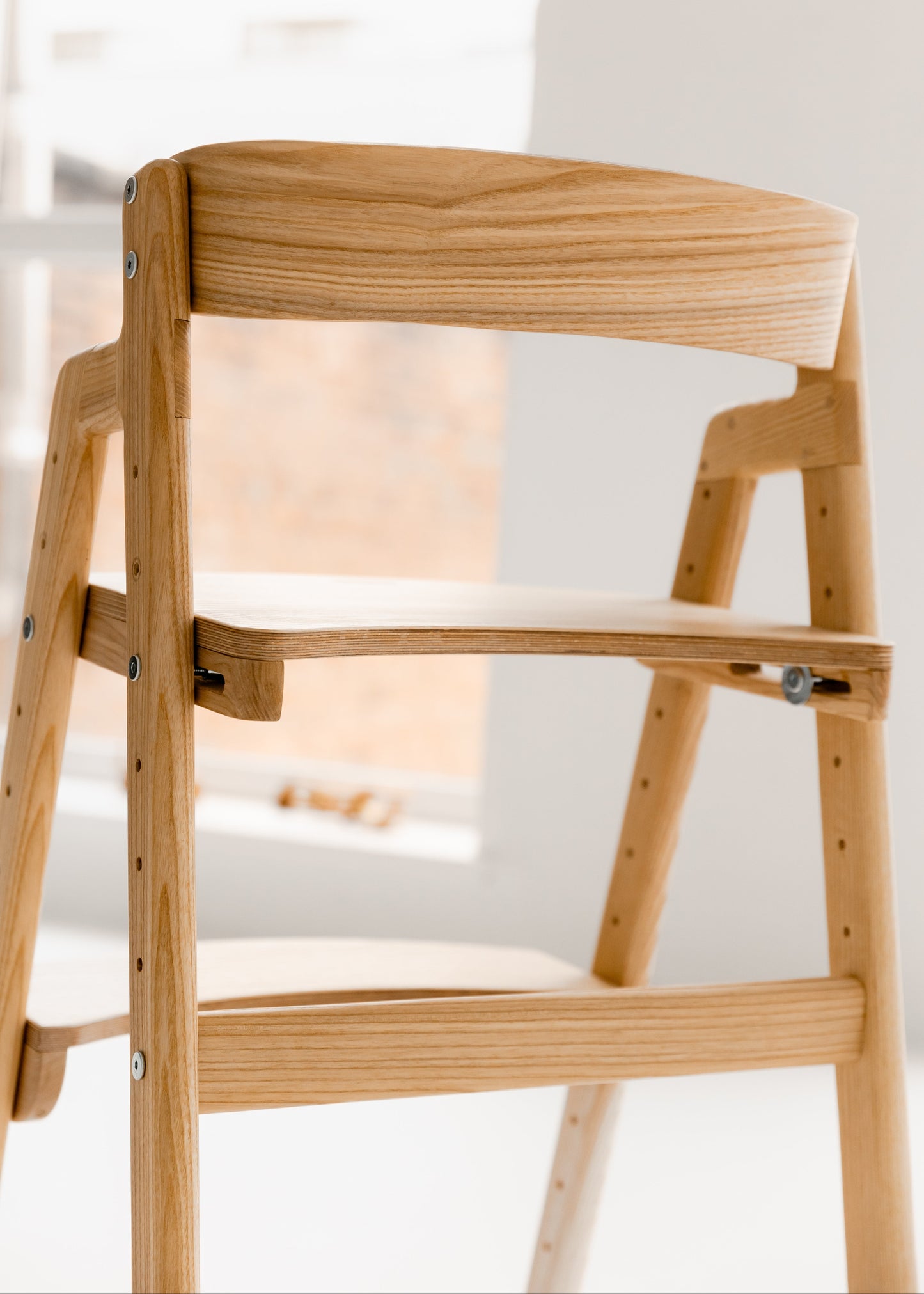 Growing wooden chair for kids